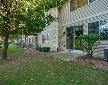 2943 Kentshire Circle - Photo Thumbnail 14
