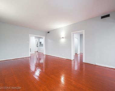 6720 S Paxton Avenue - Photo Thumbnail 6