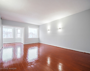 6720 S Paxton Avenue - Photo Thumbnail 5