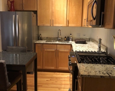 208 W Washington Street - Photo Thumbnail 7