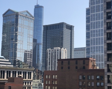 208 W Washington Street - Photo Thumbnail 15