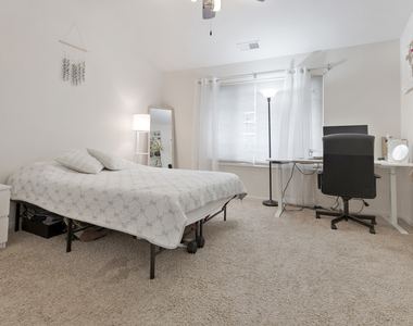 726 Hanbury Drive - Photo Thumbnail 16