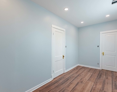 3720 W Eddy Street - Photo Thumbnail 10