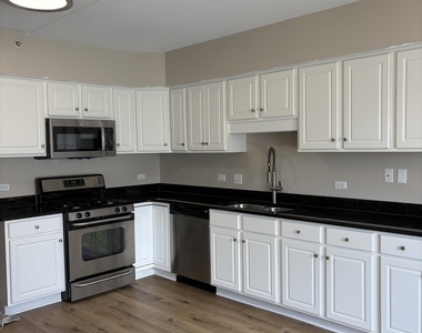 14100 Sheffield Drive - Photo Thumbnail 16