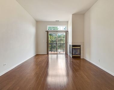 2409 Wilton Lane - Photo Thumbnail 4