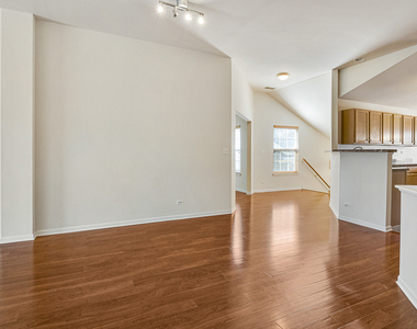 2409 Wilton Lane - Photo Thumbnail 7
