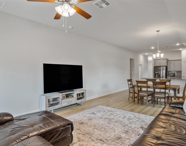 13724 Sabine Lake Drive - Photo Thumbnail 21