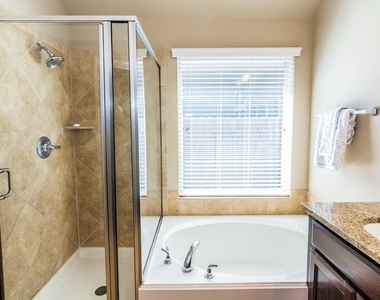 27134 Postwood Manor Ct - Photo Thumbnail 7
