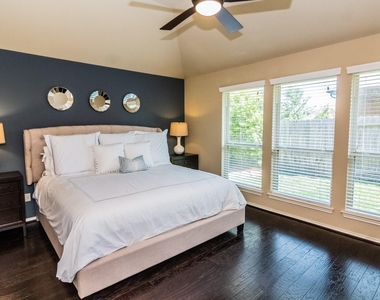 27134 Postwood Manor Ct - Photo Thumbnail 6