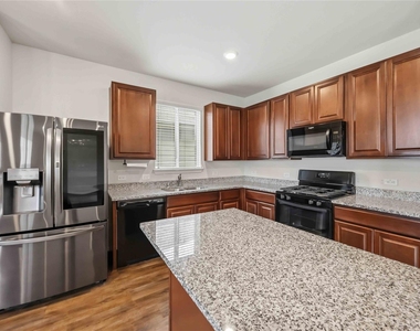 23834 Thistle Spud Lane - Photo Thumbnail 7