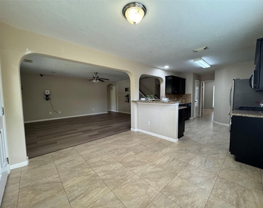 2515 Ember Canyon Lane - Photo Thumbnail 8