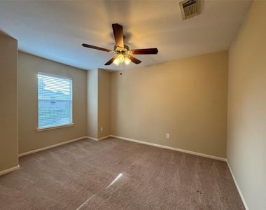 2515 Ember Canyon Lane - Photo Thumbnail 36