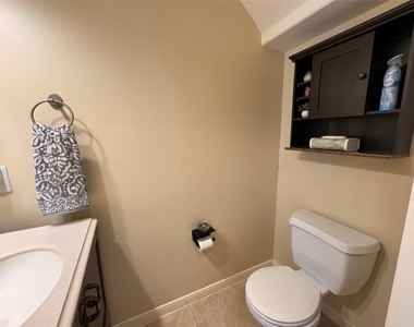 2515 Ember Canyon Lane - Photo Thumbnail 5
