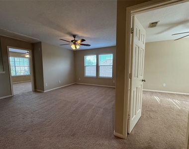 2515 Ember Canyon Lane - Photo Thumbnail 26
