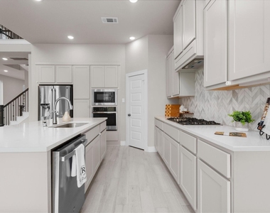 359 Mallorn Lane - Photo Thumbnail 16