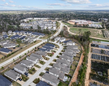 359 Mallorn Lane - Photo Thumbnail 38
