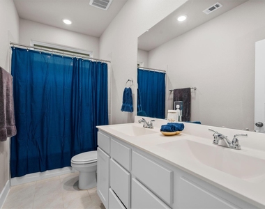359 Mallorn Lane - Photo Thumbnail 26