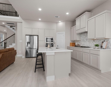 359 Mallorn Lane - Photo Thumbnail 15
