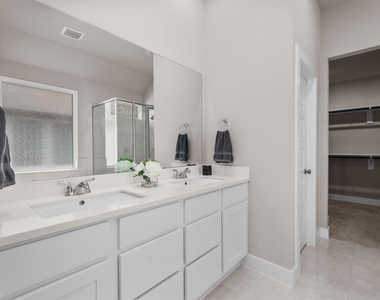 359 Mallorn Lane - Photo Thumbnail 33