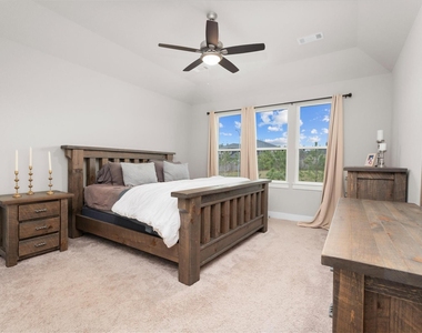 359 Mallorn Lane - Photo Thumbnail 29