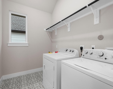 359 Mallorn Lane - Photo Thumbnail 27