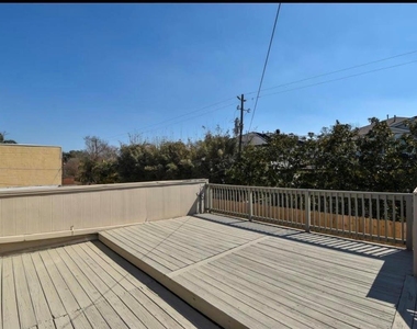 4523 Acacia Street - Photo Thumbnail 8