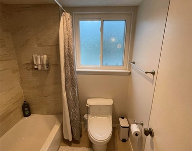 4523 Acacia Street - Photo Thumbnail 11