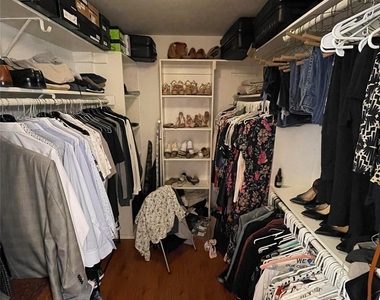 4523 Acacia Street - Photo Thumbnail 10