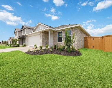 3064 Huntersville Drive - Photo Thumbnail 1