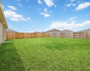 3064 Huntersville Drive - Photo Thumbnail 19