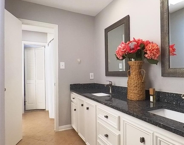 3339 Country Club Boulevard - Photo Thumbnail 27