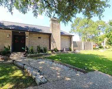 3339 Country Club Boulevard - Photo Thumbnail 44