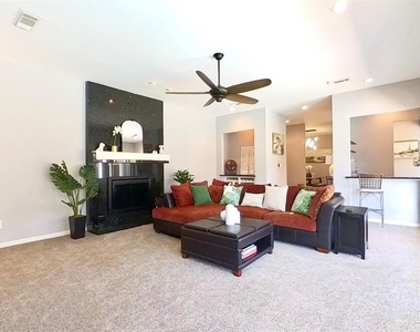 3339 Country Club Boulevard - Photo Thumbnail 4