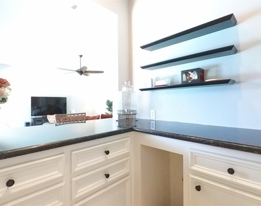 3339 Country Club Boulevard - Photo Thumbnail 9