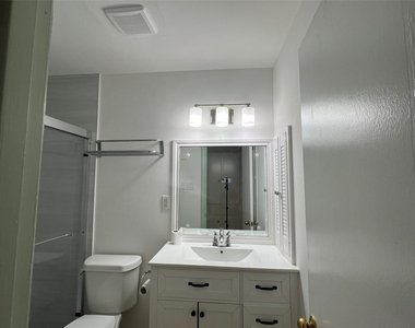 5216 Arboles Drive - Photo Thumbnail 5