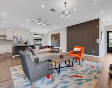 4933 Chester Lake Lane - Photo Thumbnail 3