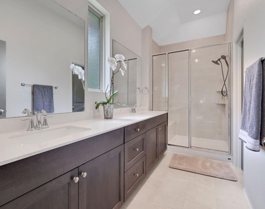 4933 Chester Lake Lane - Photo Thumbnail 23