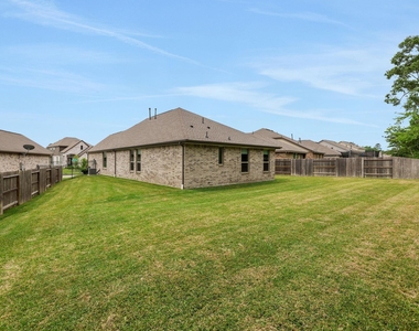 4933 Chester Lake Lane - Photo Thumbnail 29
