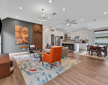 4933 Chester Lake Lane - Photo Thumbnail 5