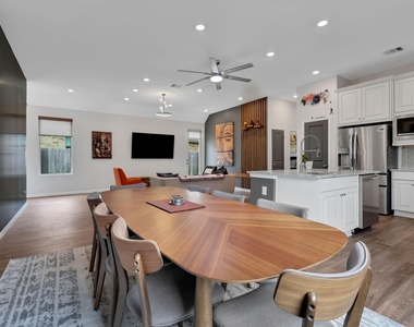 4933 Chester Lake Lane - Photo Thumbnail 9