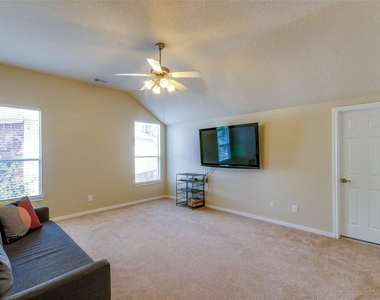 10 Caelin Court - Photo Thumbnail 22