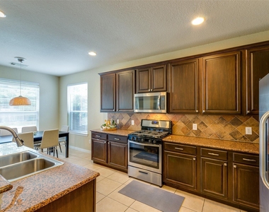 10 Caelin Court - Photo Thumbnail 15