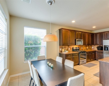 10 Caelin Court - Photo Thumbnail 11