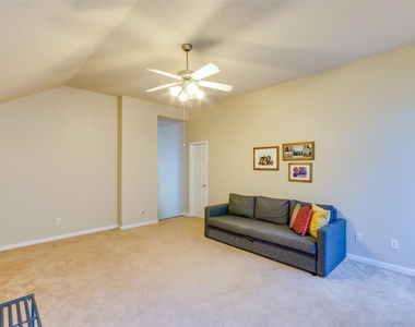 10 Caelin Court - Photo Thumbnail 23