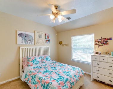10 Caelin Court - Photo Thumbnail 25