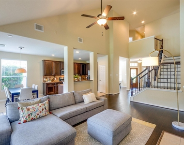 10 Caelin Court - Photo Thumbnail 10