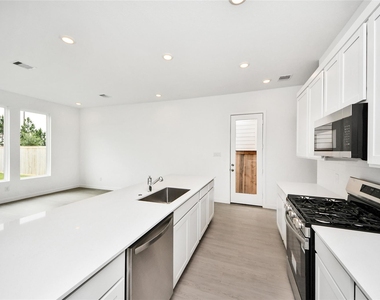 12634 Blue Catfish Lane - Photo Thumbnail 7