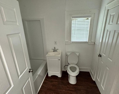 1416 Craig Street - Photo Thumbnail 5