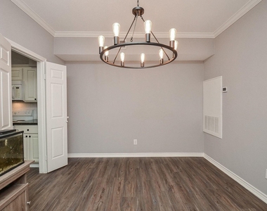 2255 Braeswood Park Drive - Photo Thumbnail 2