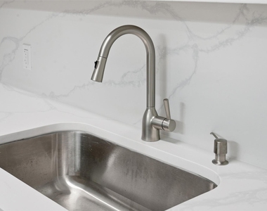 514 Vincent Street - Photo Thumbnail 8